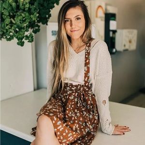 Suspender skirt